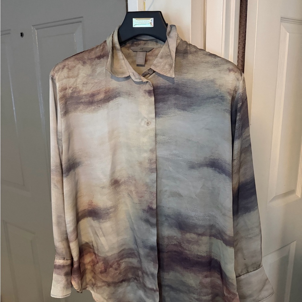 H&M Multicolor Button Down Shirt